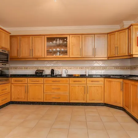 Sunnyside Villa *