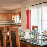 Sunnyside Villa